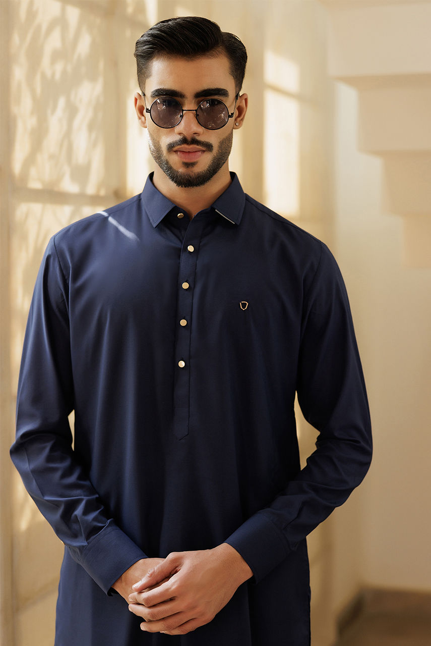 Navy Blue Embroidered Suiting Waistcoat Kurta (3-Piece) - Image 4