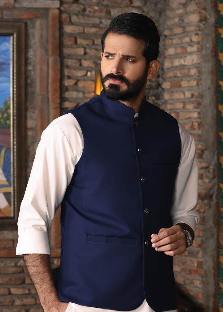 Navy and Off-White Blended Waistcoat Kurta (3-Piece) - Image 3