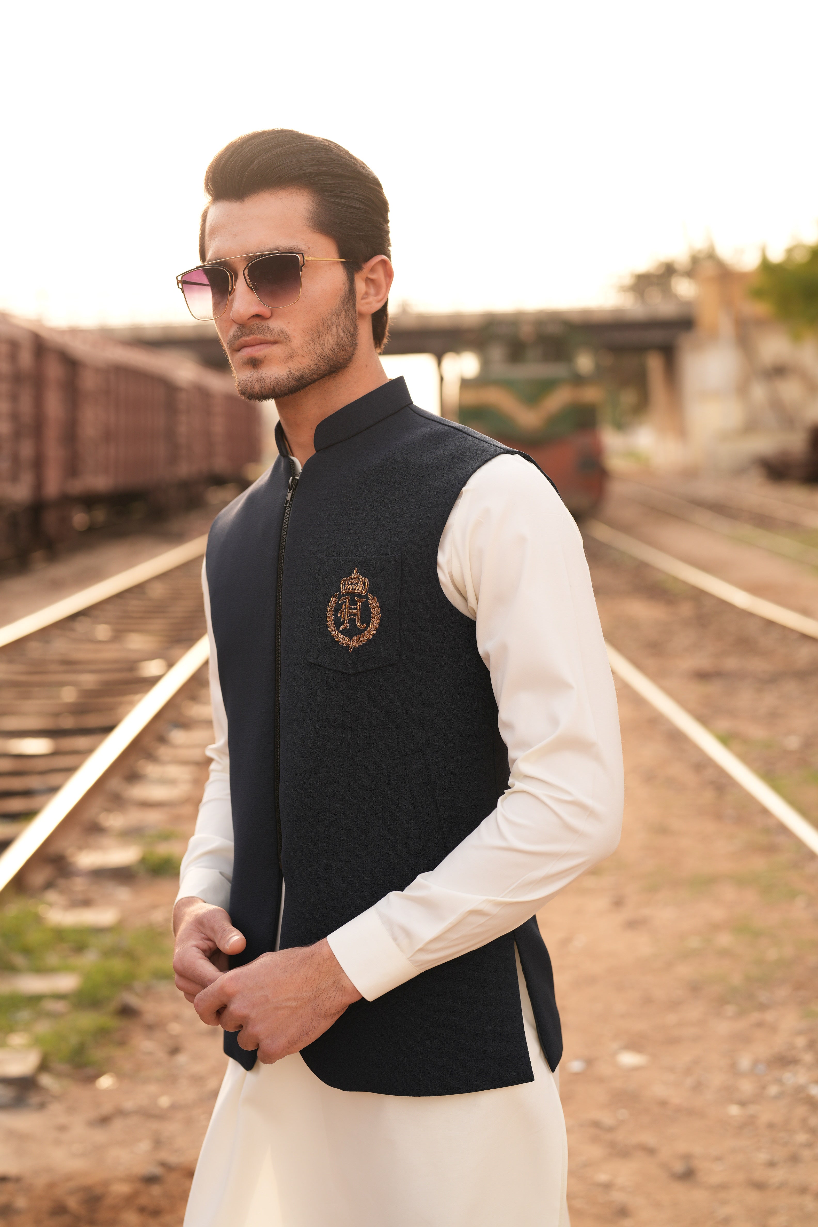 Navy Blue Embroidered Wash n Wear Waistcoat Kurta (3-Piece) - Image 3