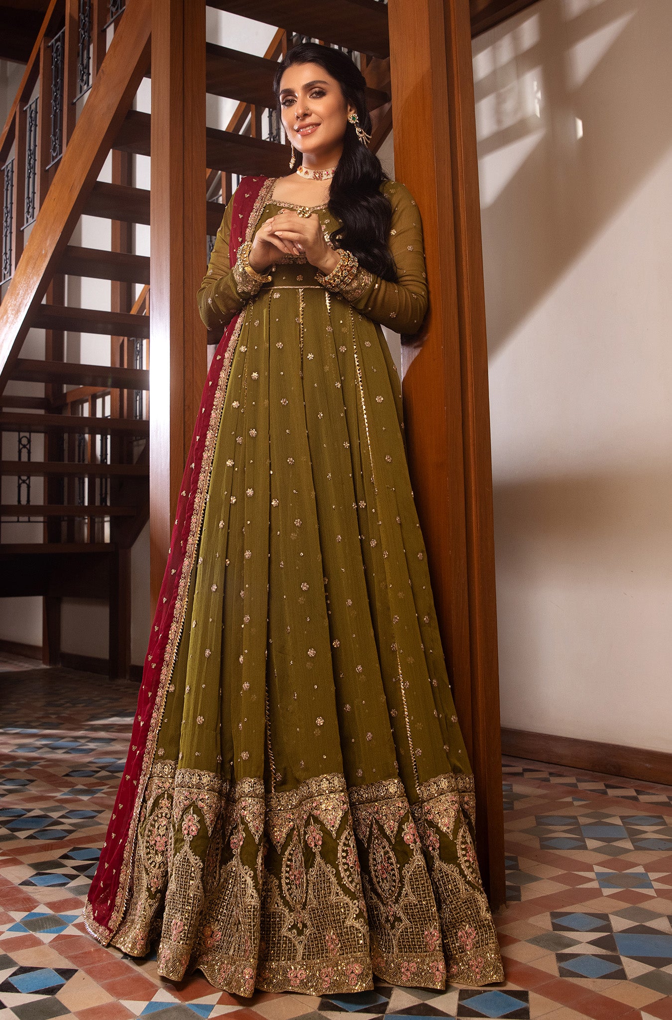 Olive Gold Embroidered Chiffon Pishwas (2-Piece) - Image 2