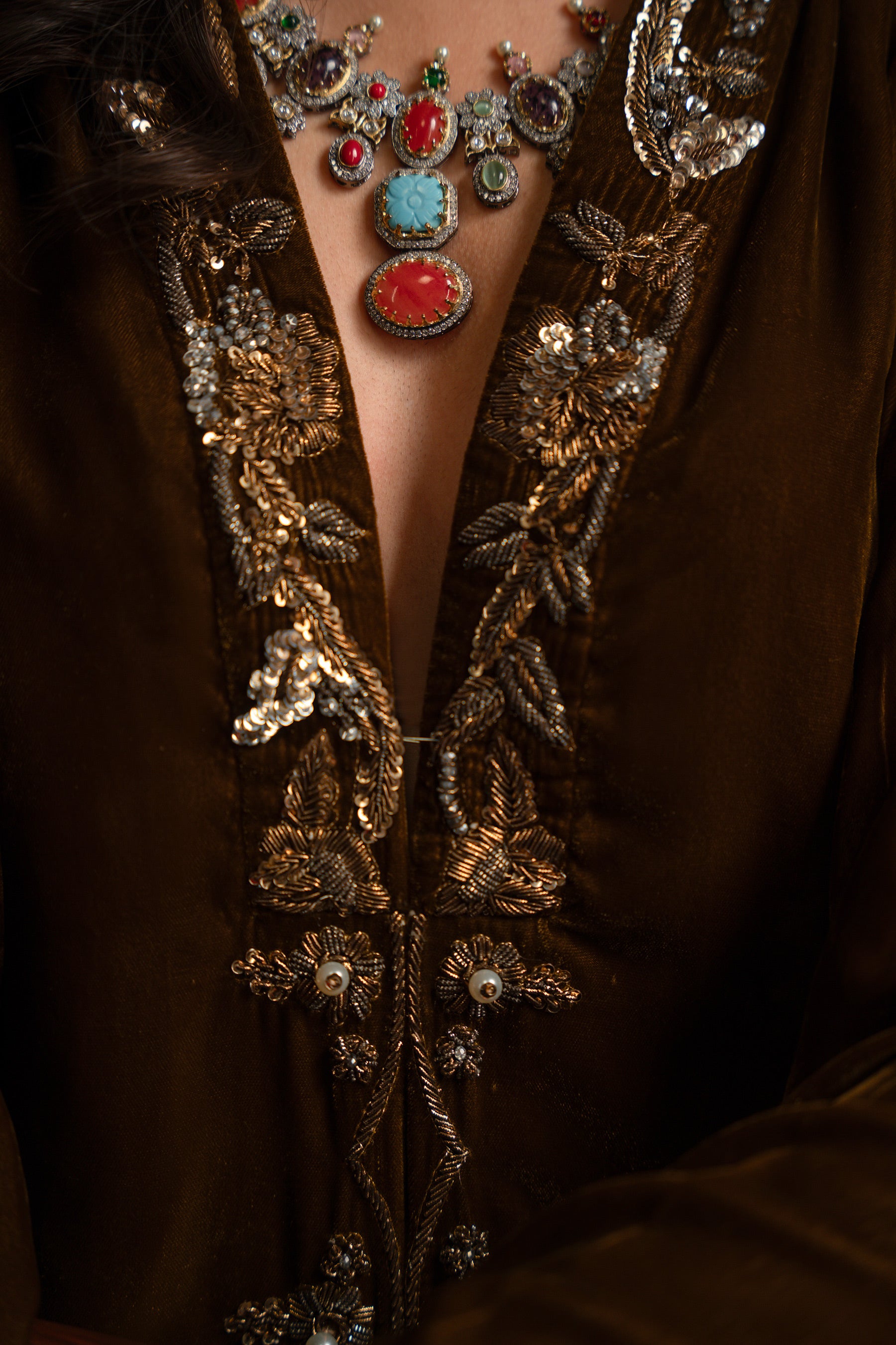 Pakistani Olive Brown Zardozi Velvet Salwar Kameez (2-Piece) - Image 4