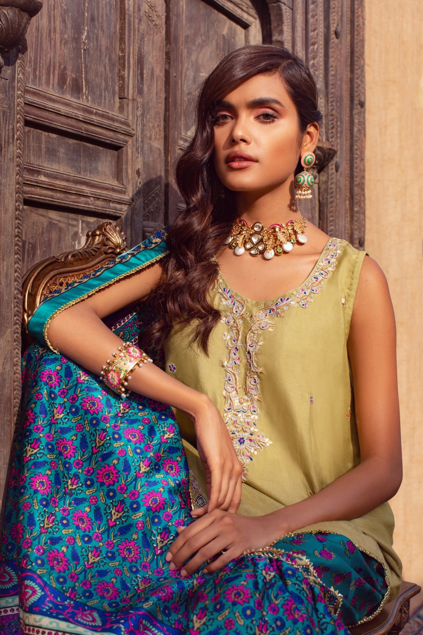 Pakistani Olive Gold Handworked Khaadi Silk Gharara (3-Piece) - Image 4