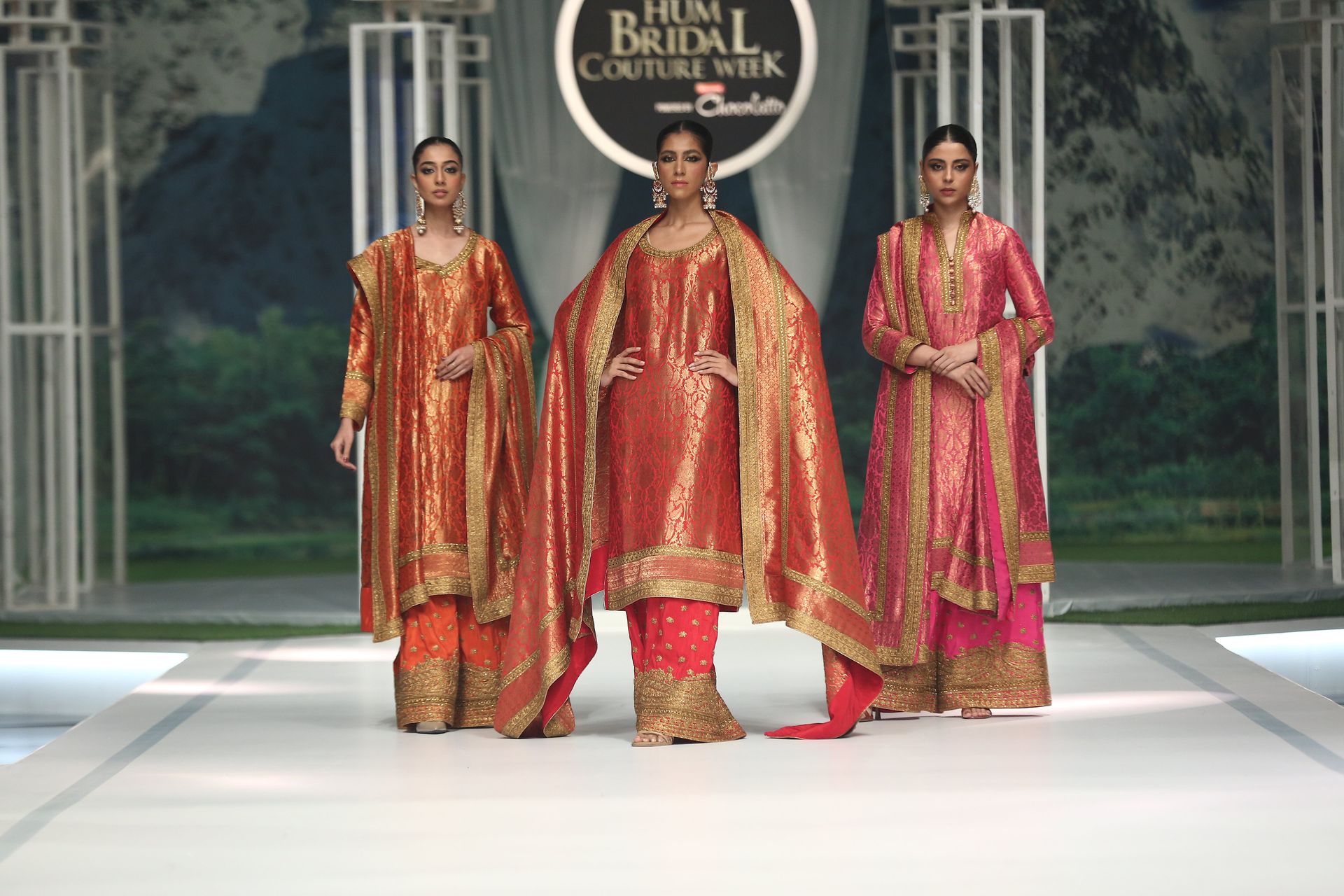 Orange Dori Embroidered Jamawar Kurta Set (3-Piece) - Image 4