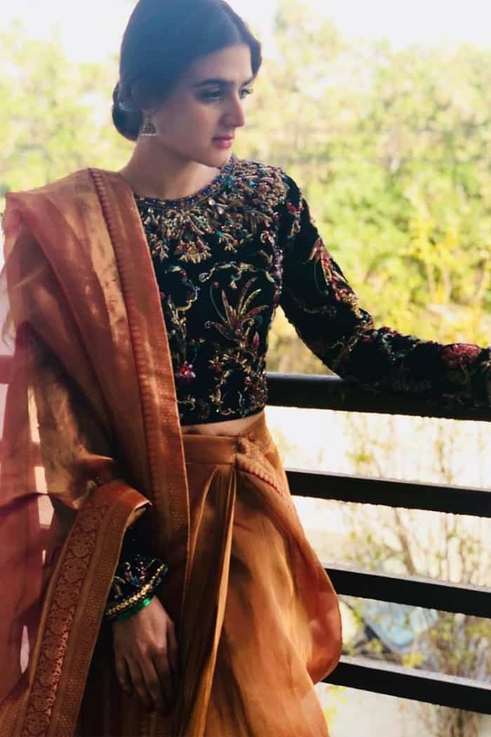 Pakistani Royal Blue Embroidered Velvet Blouse & Orange Tissue Saree (2-Piece) - Image 1