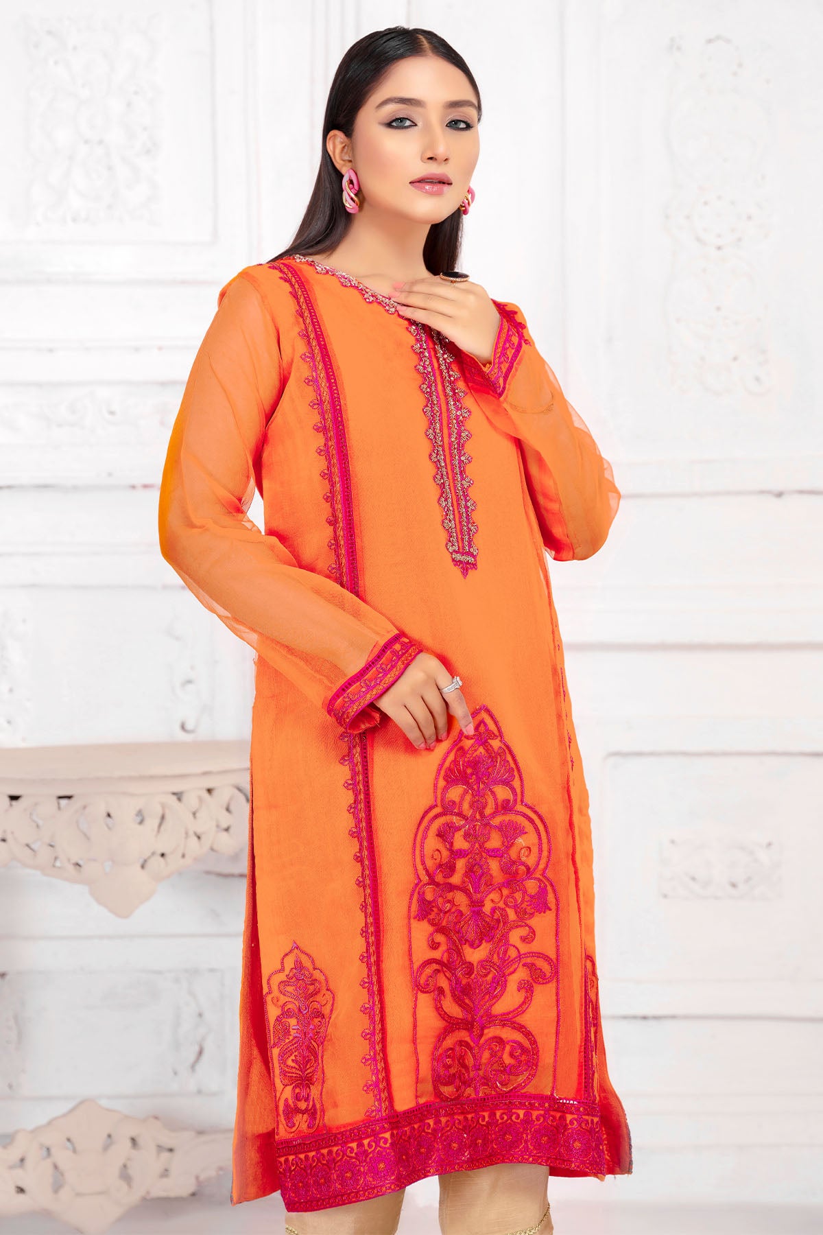 Pakistani Orange Hand-Embellished Organza Salwar Kameez (2-Piece) - Image 4