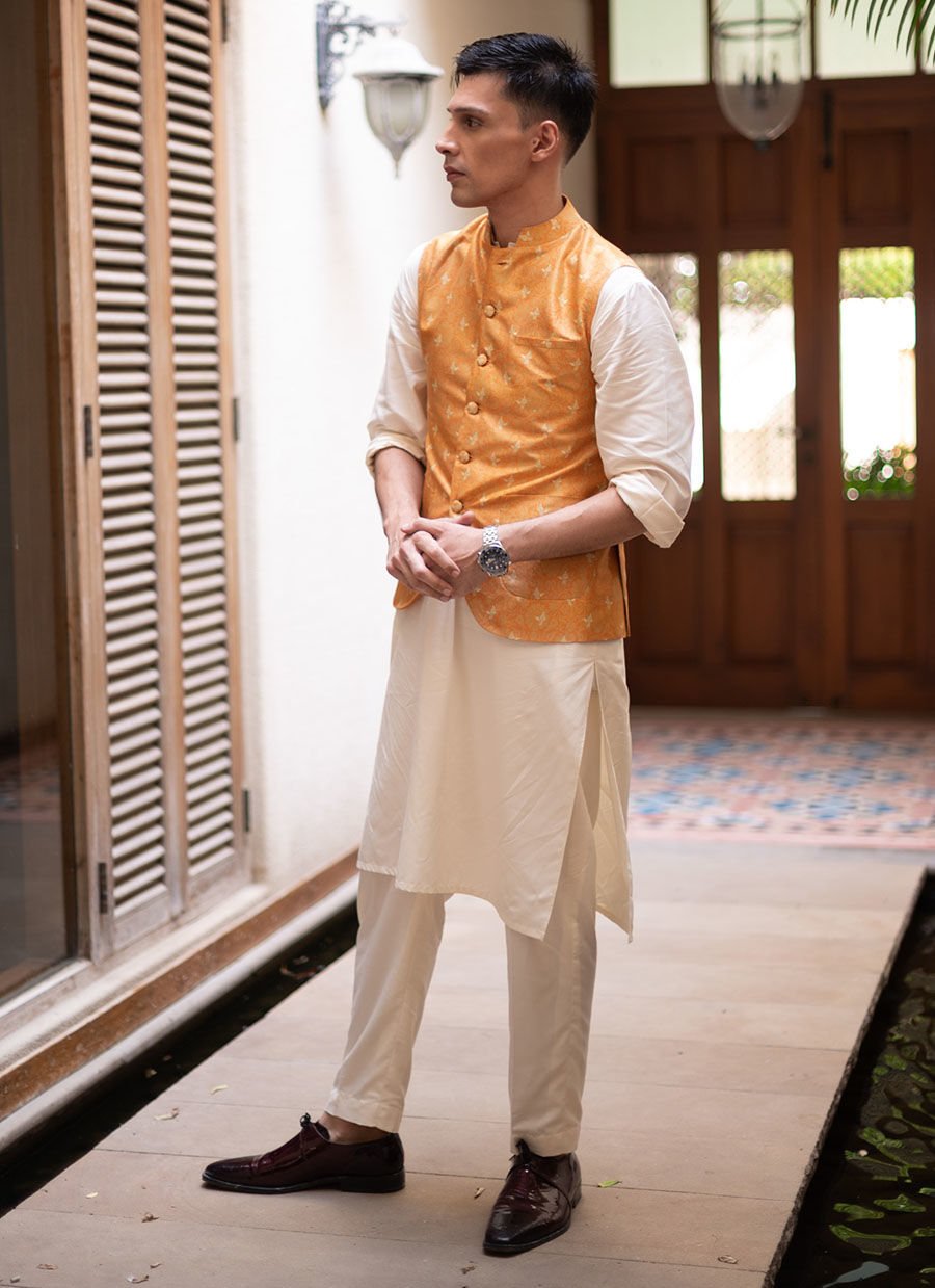 Saffron Digital Printed Raw Silk Waistcoat (3-Piece) - Image 4