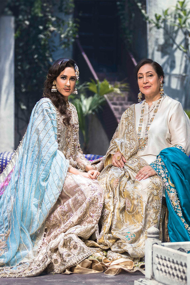 Salmon Peach Zari Tissue Gharara Set (3-Piece) - Image 4