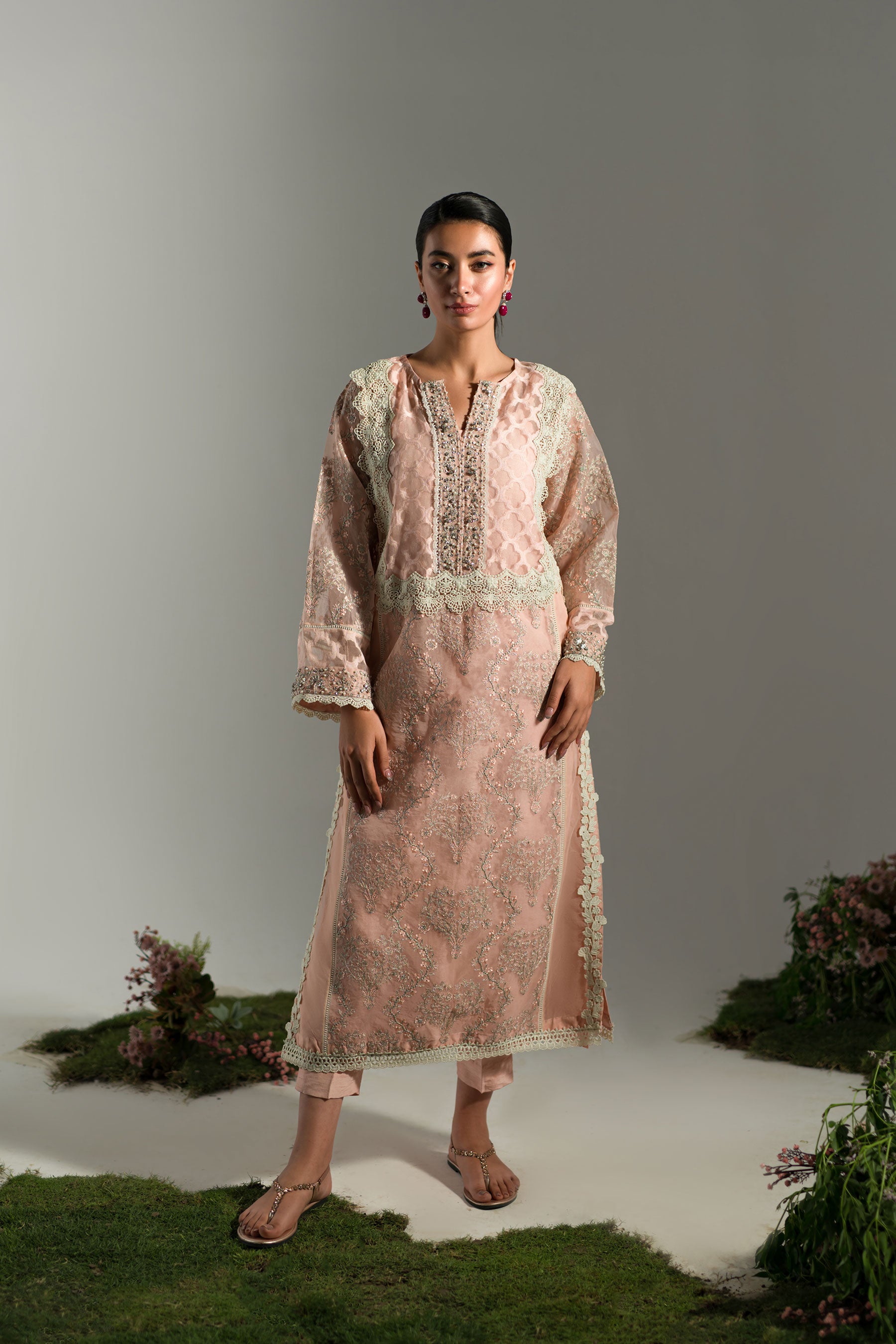 Pastel Peach Embellished Organza Kurta Set (4-Piece) - Image 2