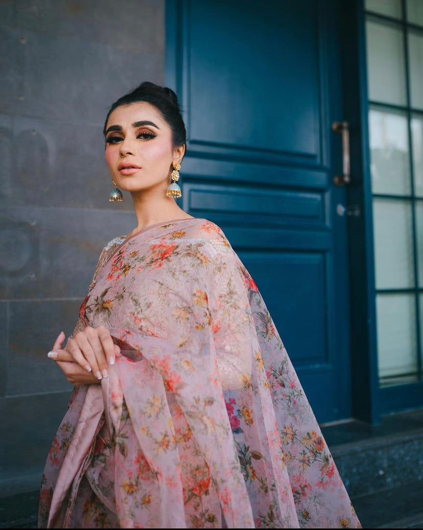 Muted Peach Resham Embroidered Organza Saree (3-Piece) - Image 5