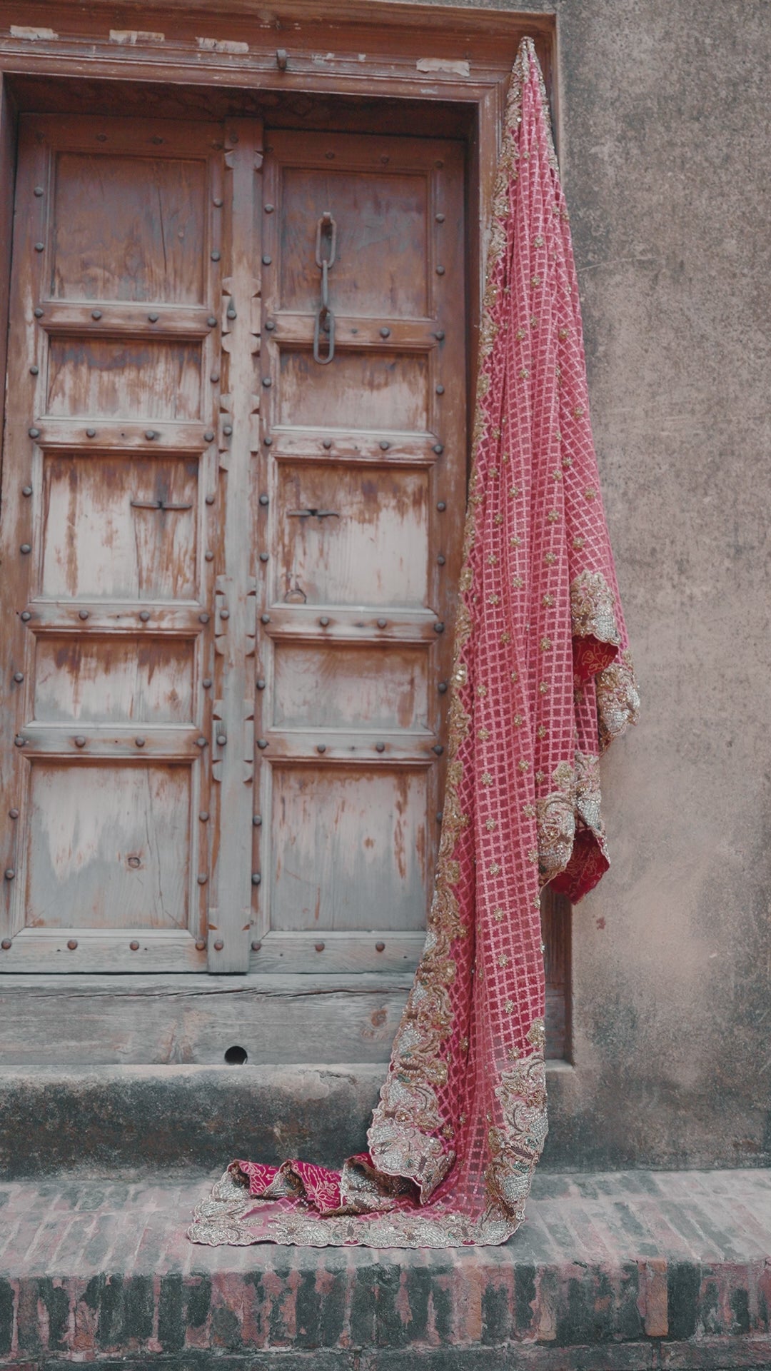 Pakistani Pink Ombre Embroidered Organza Anarkali Dress (2-Piece) - Image 10
