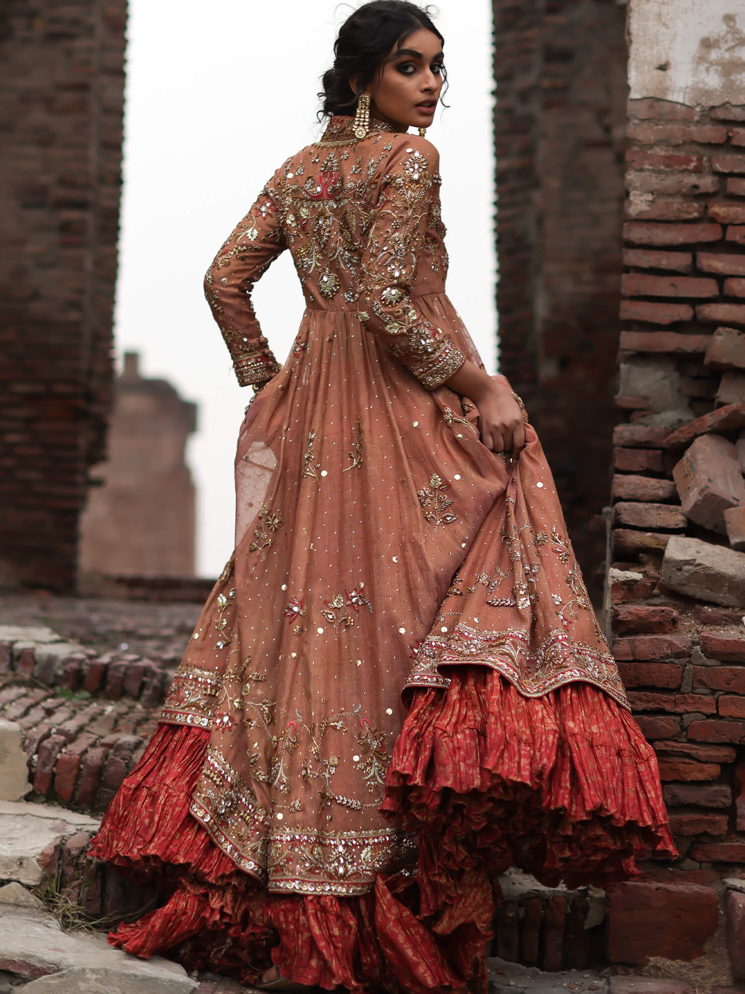 Pakistani Pink & Coral Kamdani Zardozi Spun Zari Net Angrakha (2-Piece) - Image 3