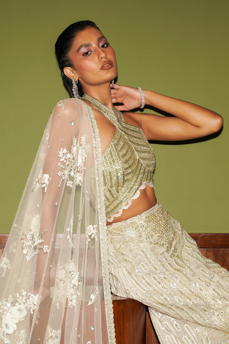 Pakistani Powder Pink Embellished Silk-Blend Cape Dress (3-Piece) - Image 5