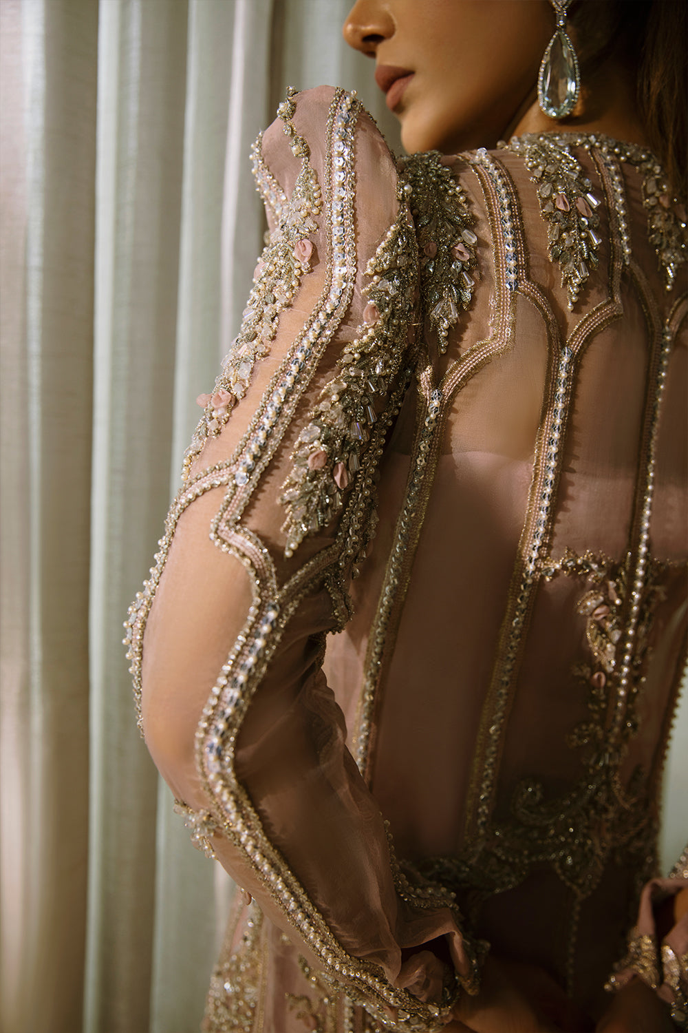 Indian Peach Pink Embellished Organza & Raw Silk Co-ord (2-Piece) - Image 5