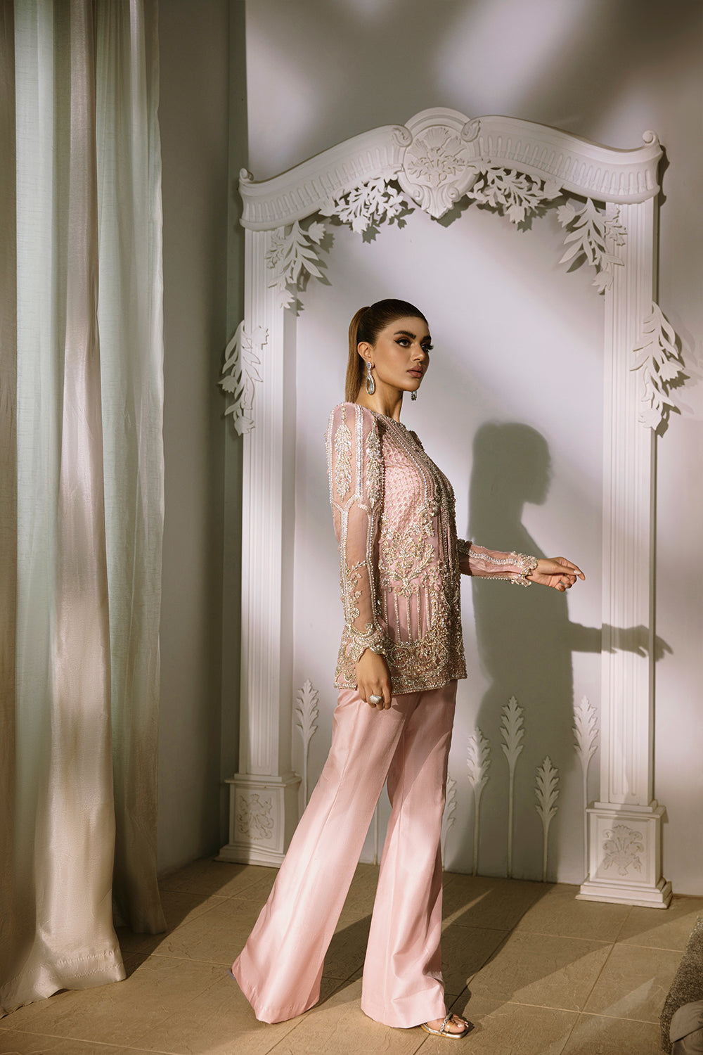 Indian Peach Pink Embellished Organza & Raw Silk Co-ord (2-Piece) - Image 6