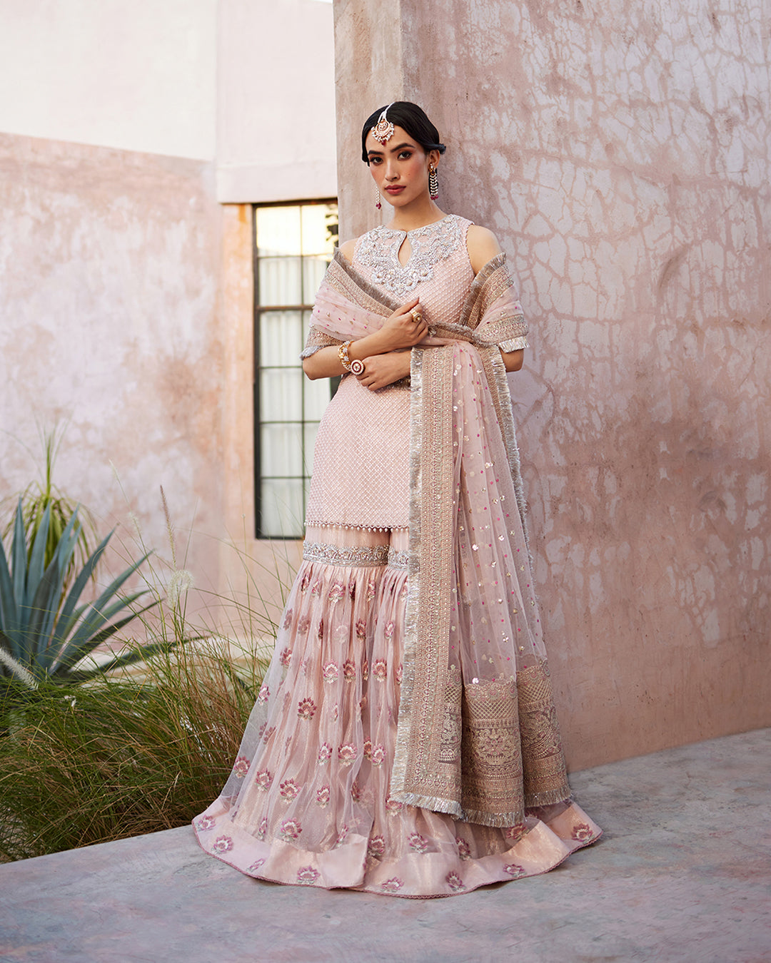 Powder Pink Naqshi Tilla Chiffon Net Gharara (3-Piece) - Image 1