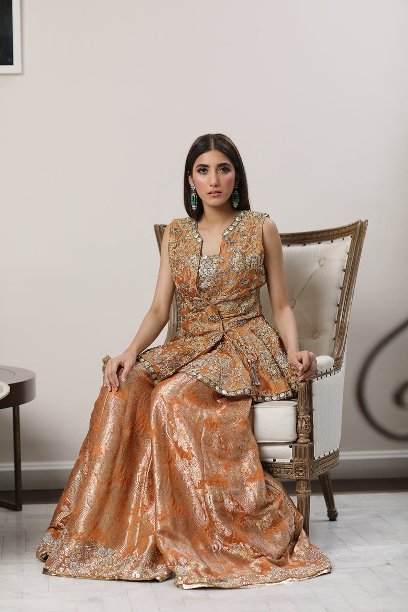 Peach Embellished Metallic Brocade Gharara (2-Piece) - Image 5