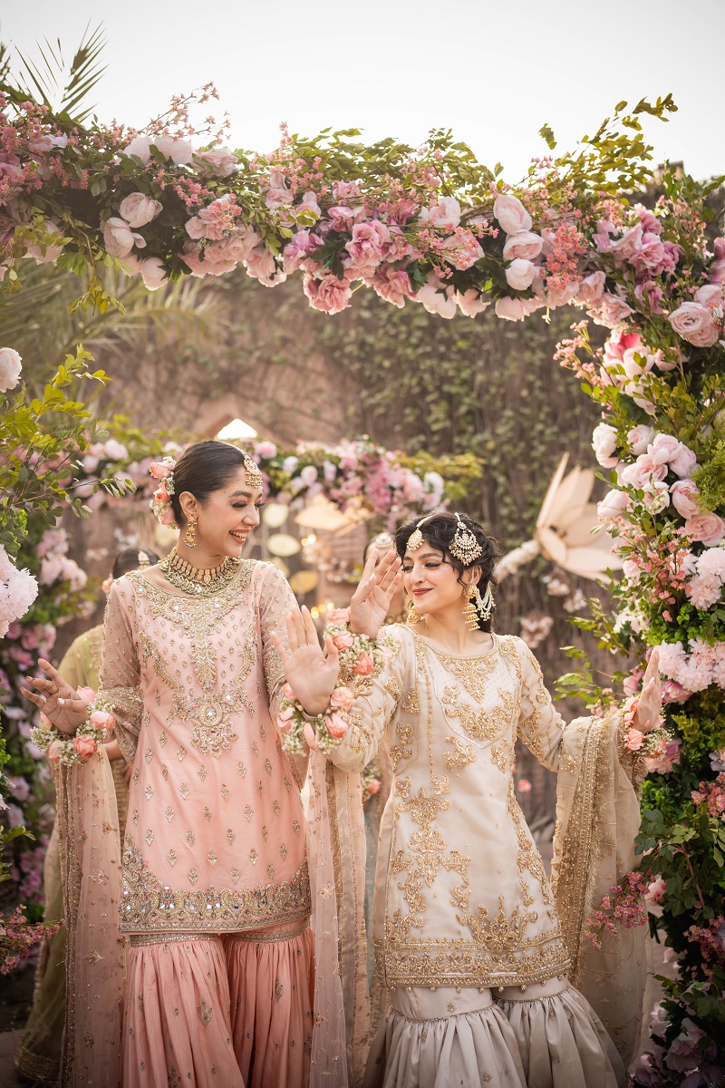 Pakistani Blush Pink Embroidered Net Farshi Gharara (3-Piece) - Image 4