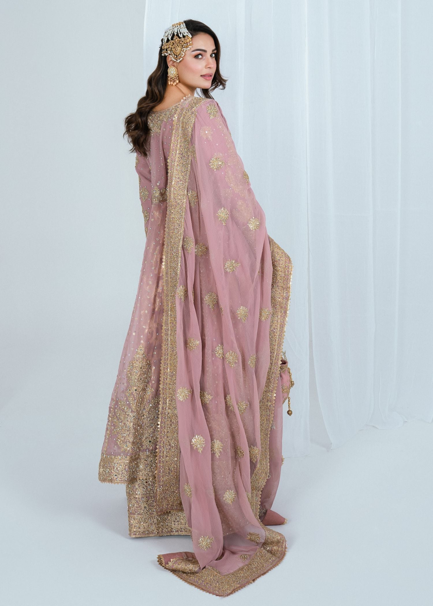 Soft Pink Embroidered Chiffon Front-Open Gown (3-Piece) - Image 3