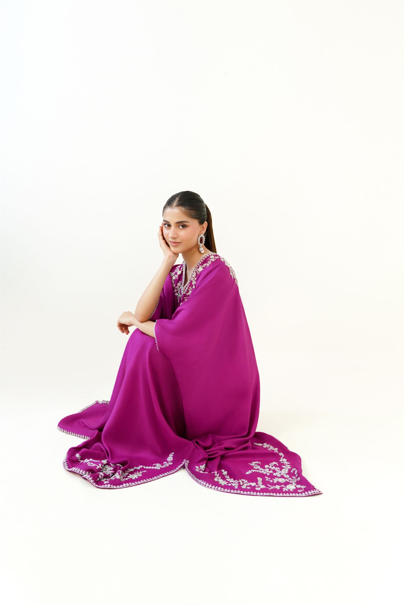 Magenta Zardozi Raw Silk Kaftan (1-Pc) - Image 2