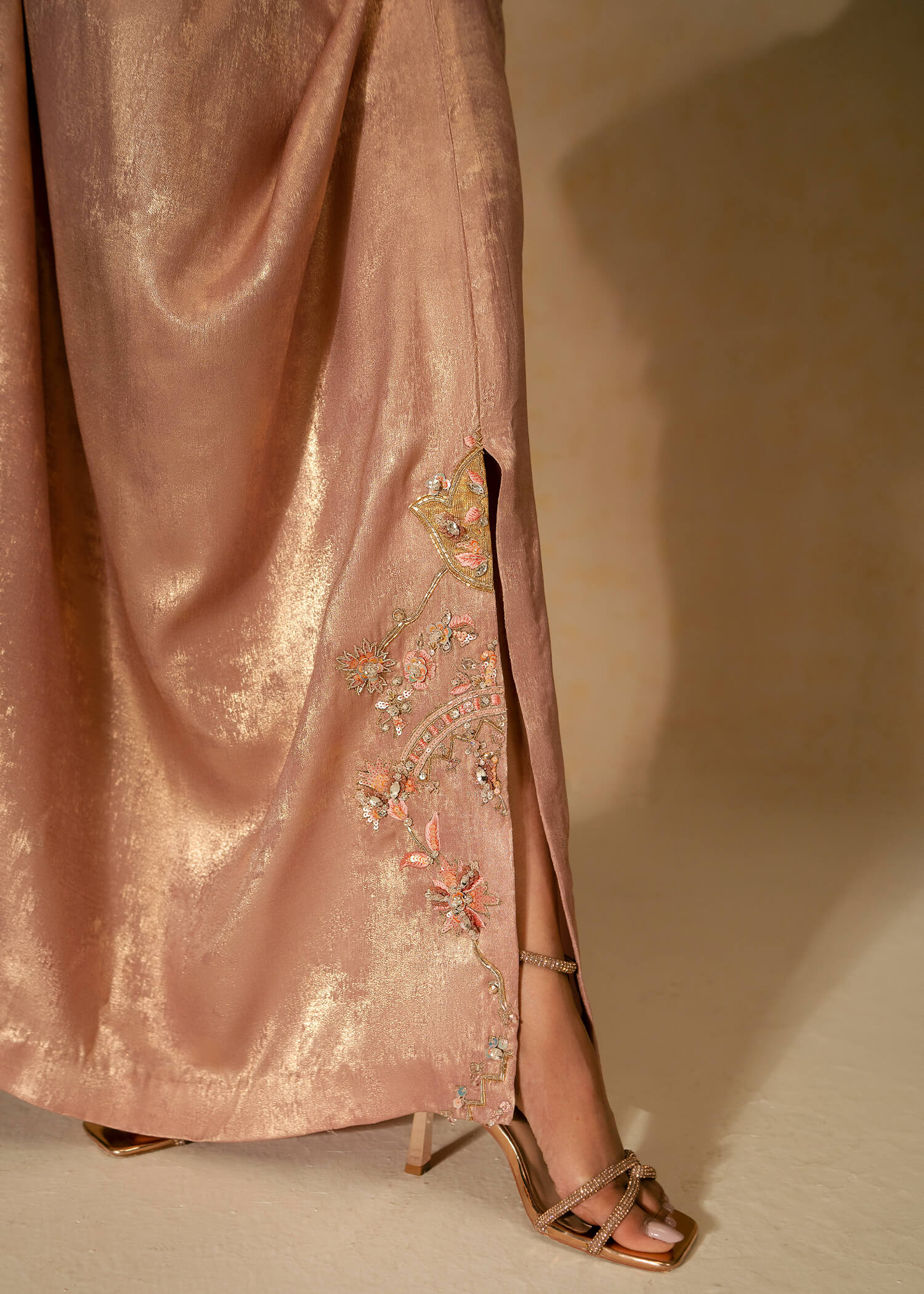 Pakistani Tea Pink Embroidered Shimmer Silk Kaftan (2-Piece) - Image 6