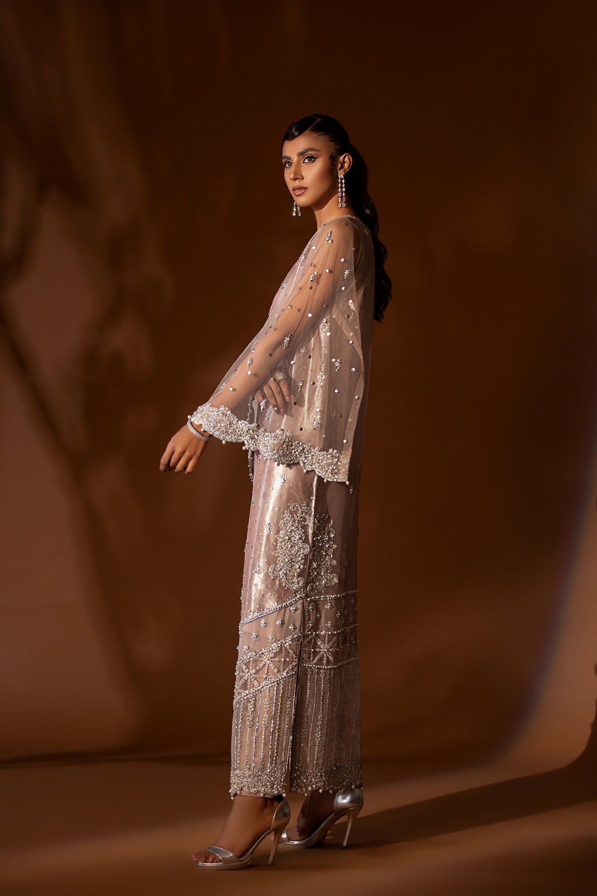 Pakistani Pink Mukesh Embroidered Tissue Kaftan (2-Piece) - Image 2