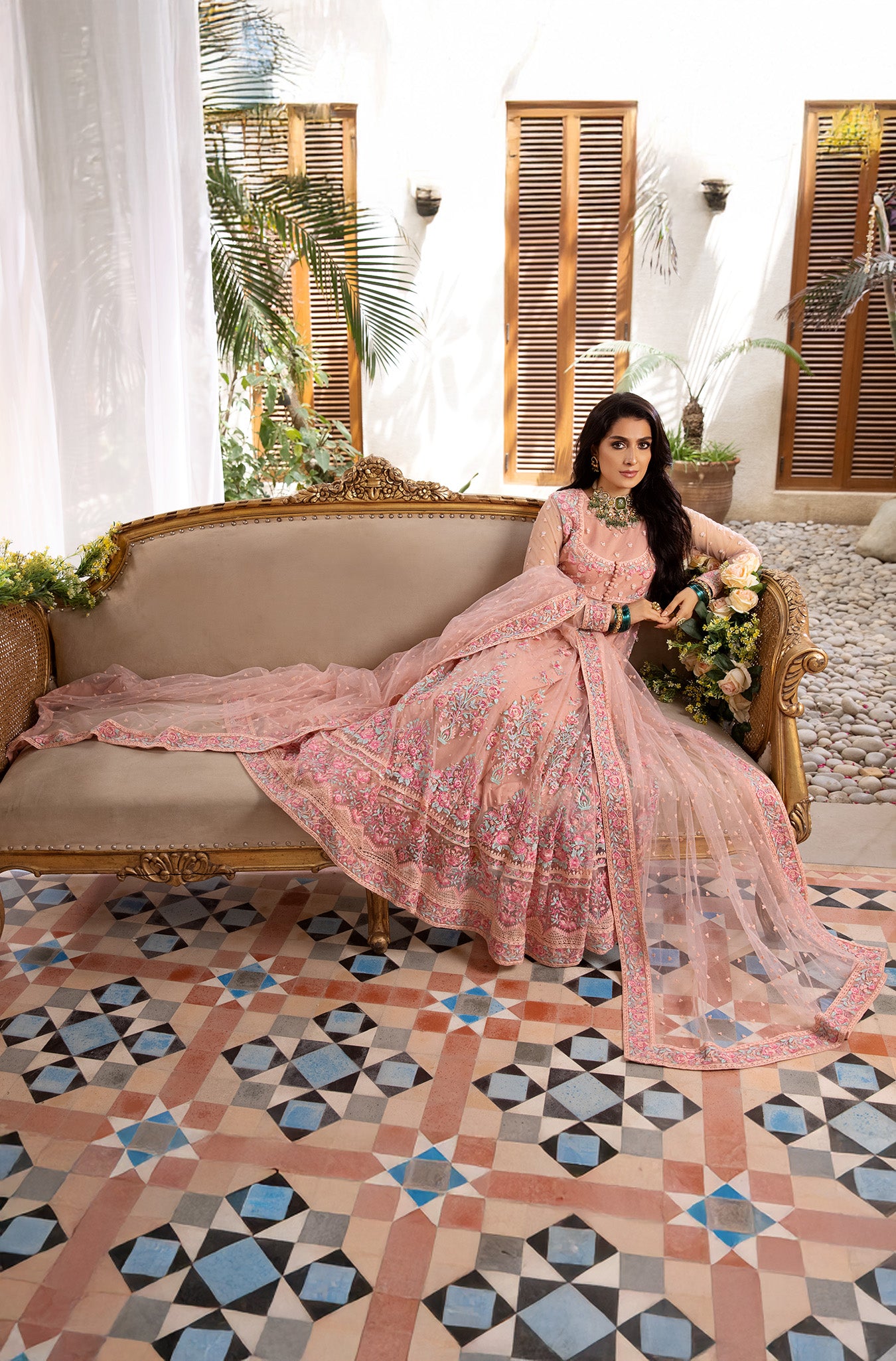 Pakistani Pastel Pink Embroidered Organza Kalidar (2-Piece) - Image 5