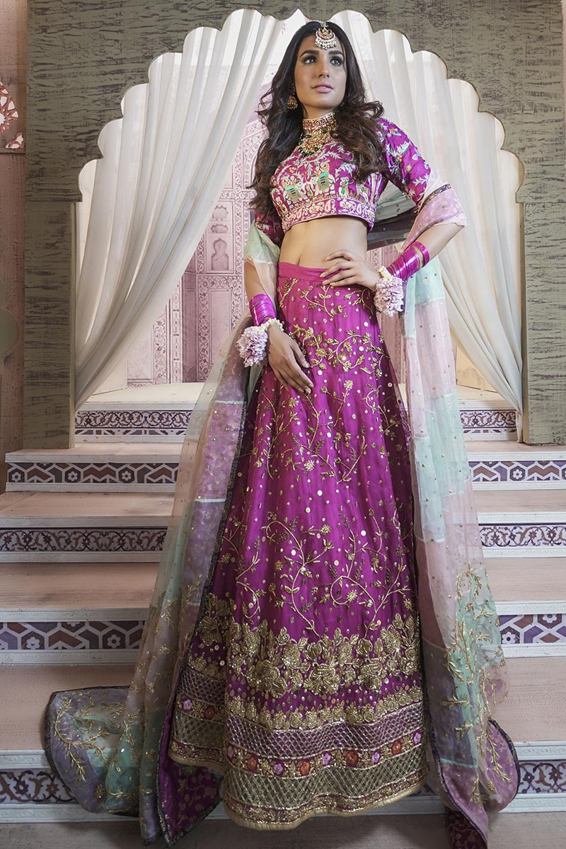 Pakistani Magenta Kashmiri Embroidered Self-Jamawar Lehenga (3-Piece) - Image 1