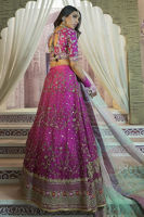 Pakistani Magenta Kashmiri Embroidered Self-Jamawar Lehenga (3-Piece) - Image 4