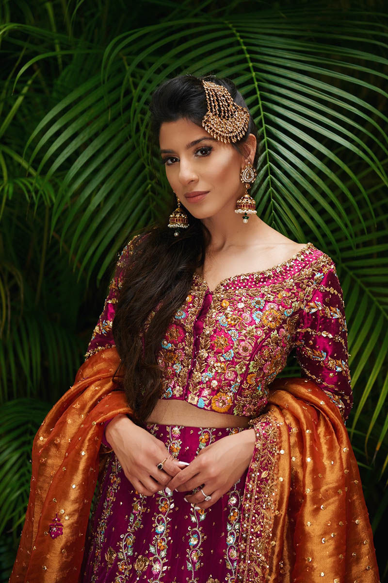 Pakistani Magenta Embroidered Metallic Lehenga Set (3-Piece) - Image 2