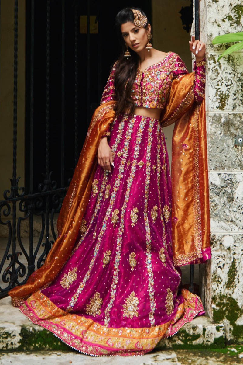 Pakistani Magenta Embroidered Metallic Lehenga Set (3-Piece) - Image 3