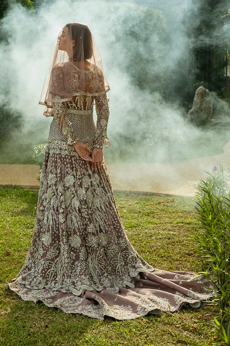 Pakistani Mauve Embellished Net Bridal Lehenga (3-Piece) - Image 7