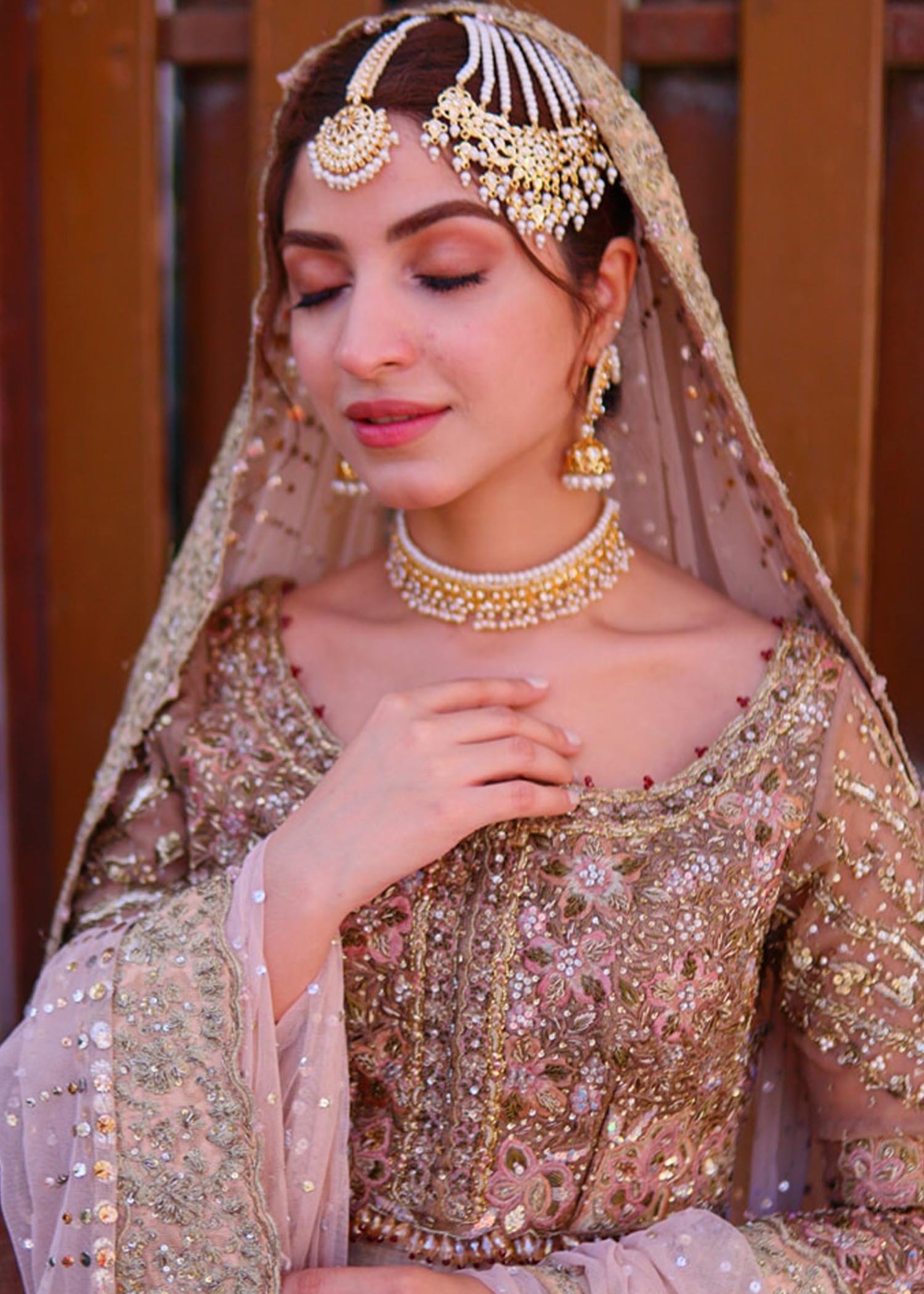 Pakistani Blush Pink Embroidered Net Bridal Lehenga (3-Piece) - Image 5