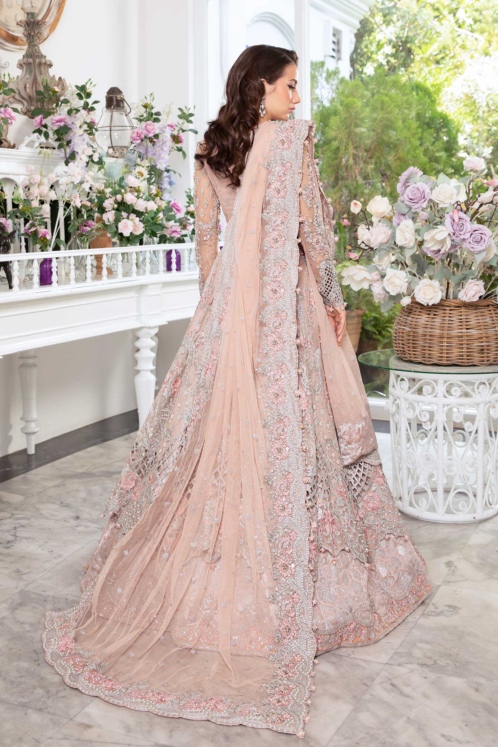 Blush Pink 3D Floral Net & Jamawar Lehenga (3-Piece) - Image 5