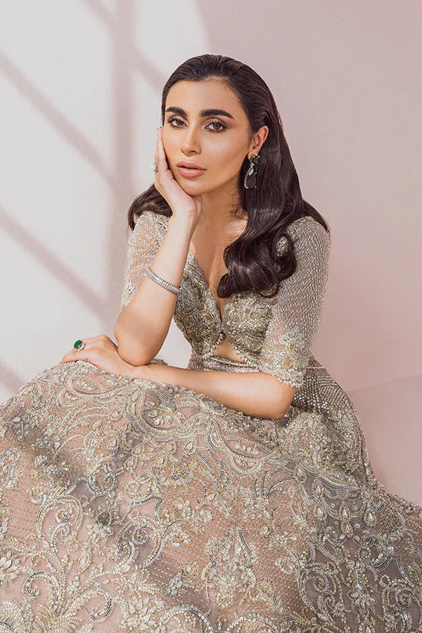 Pakistani Dusty Pink Embellished Net Silk Lehenga Choli (3-Piece) - Image 5