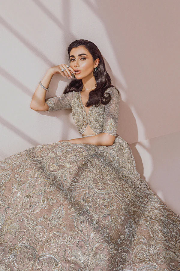 Pakistani Dusty Pink Embellished Net Silk Lehenga Choli (3-Piece) - Image 7