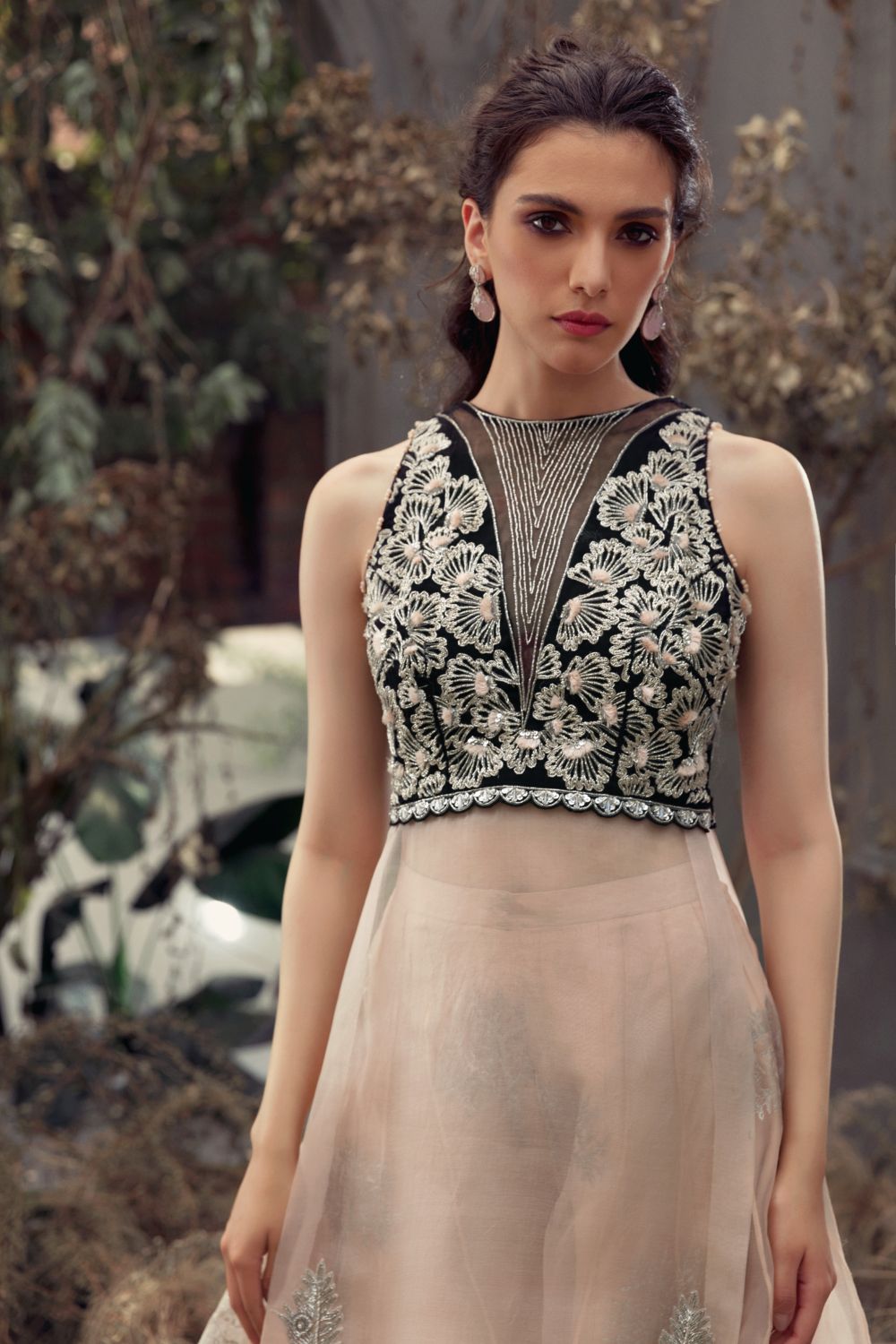 Pakistani Blush Pink Net Lehenga with Black Embroidered Blouse (2-Piece) - Image 4