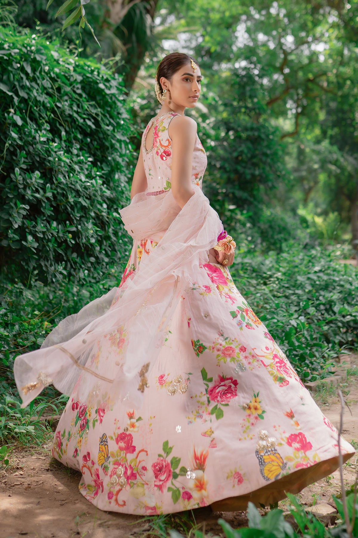 Pakistani Blush Pink Zardozi Gota Lehenga Choli (3-Piece) - Image 2