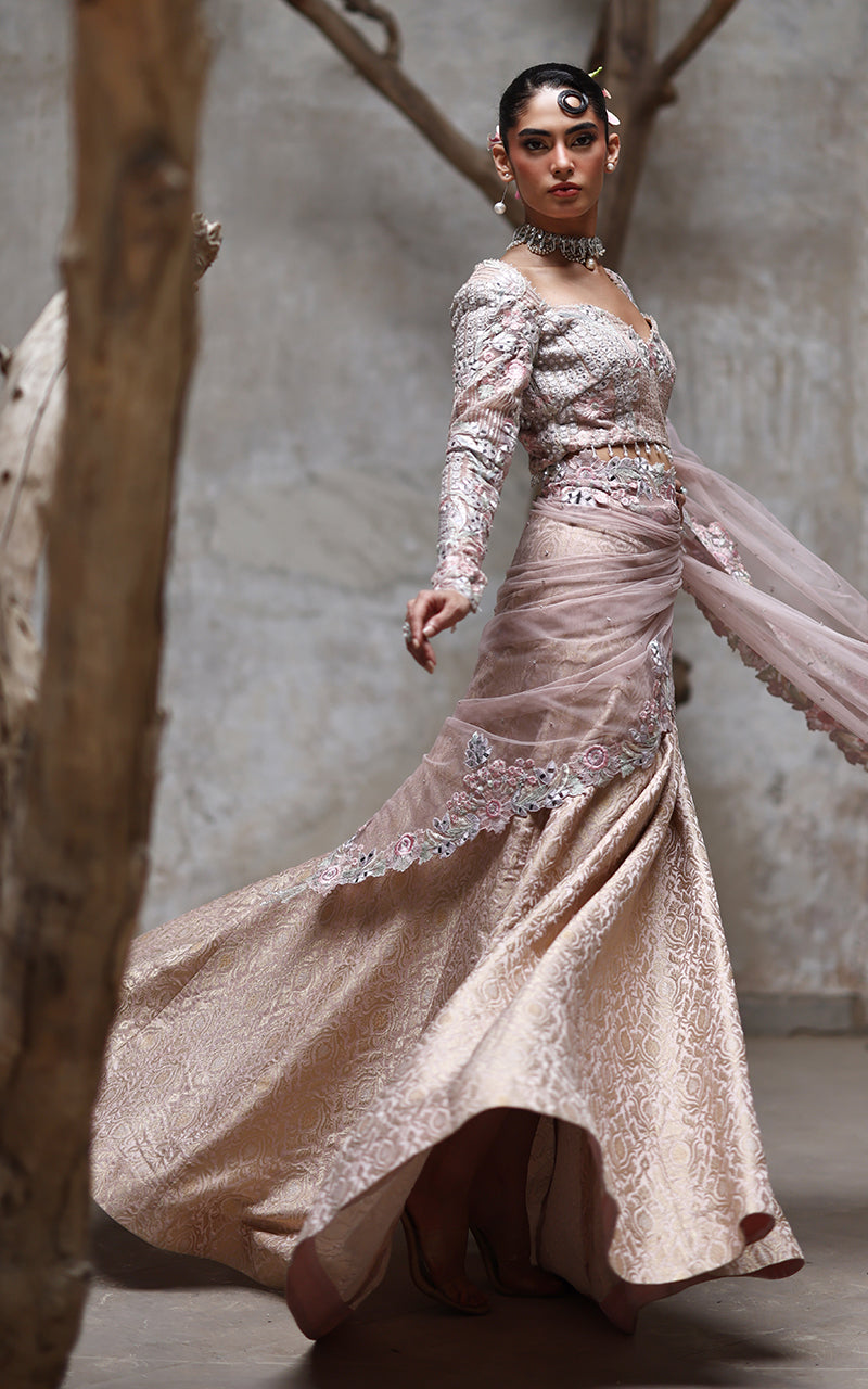 Pakistani Blush Pink Embroidered Organza Lehenga (3-Piece) - Image 2
