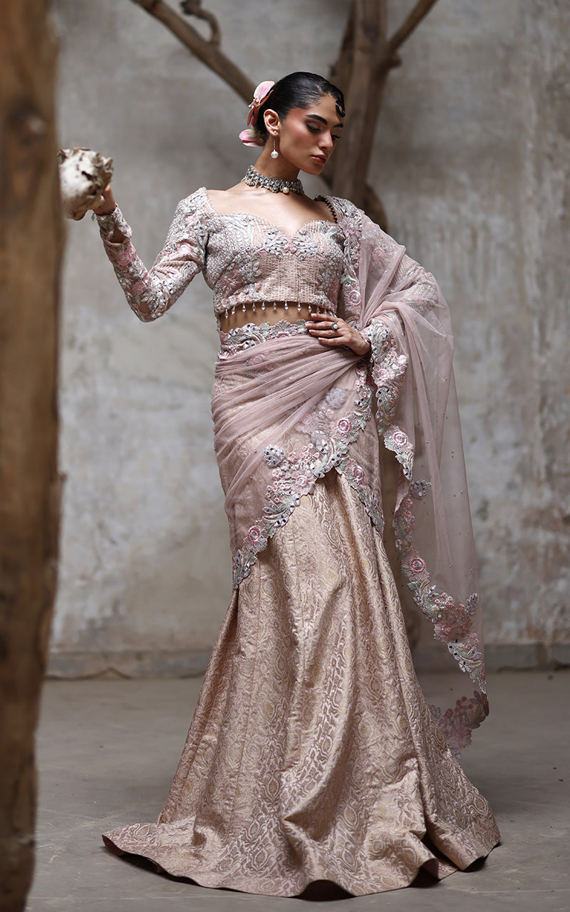 Pakistani Blush Pink Embroidered Organza Lehenga (3-Piece) - Image 5