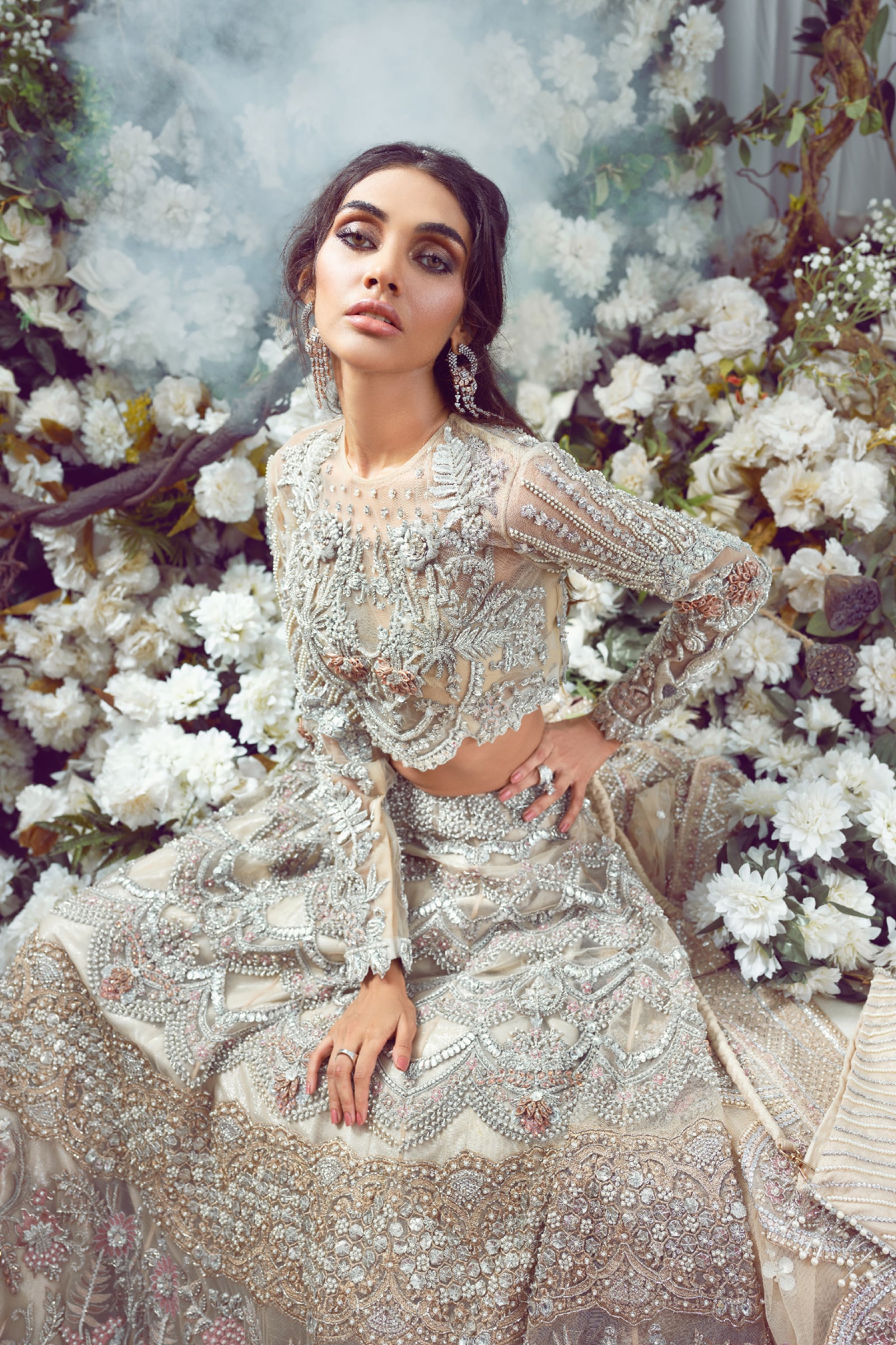 Pakistani Dusty Pink Hand-Embellished Organza Choli & Ivory Net Lehenga (3-Piece) - Image 3