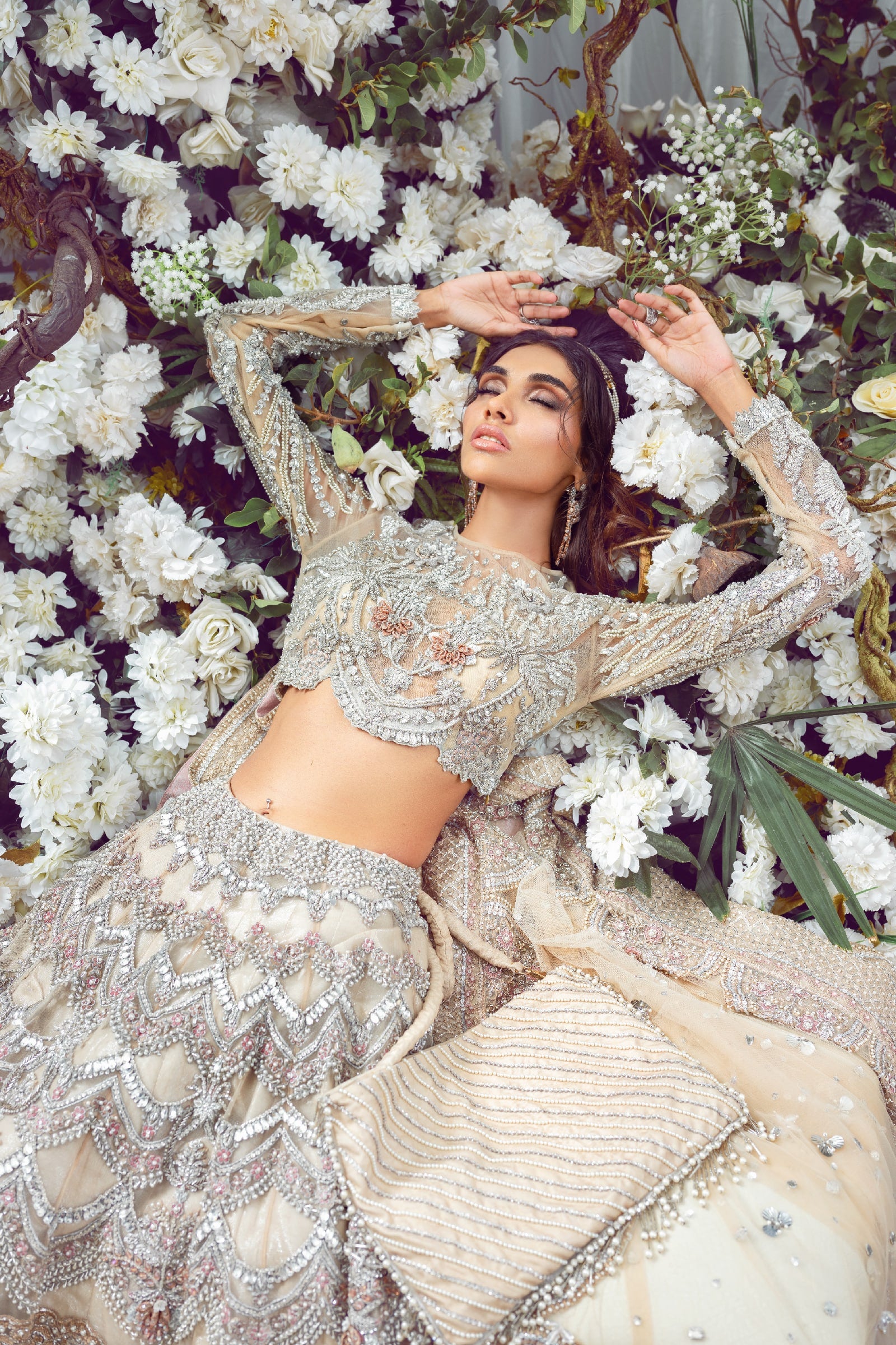 Pakistani Dusty Pink Hand-Embellished Organza Choli & Ivory Net Lehenga (3-Piece) - Image 9