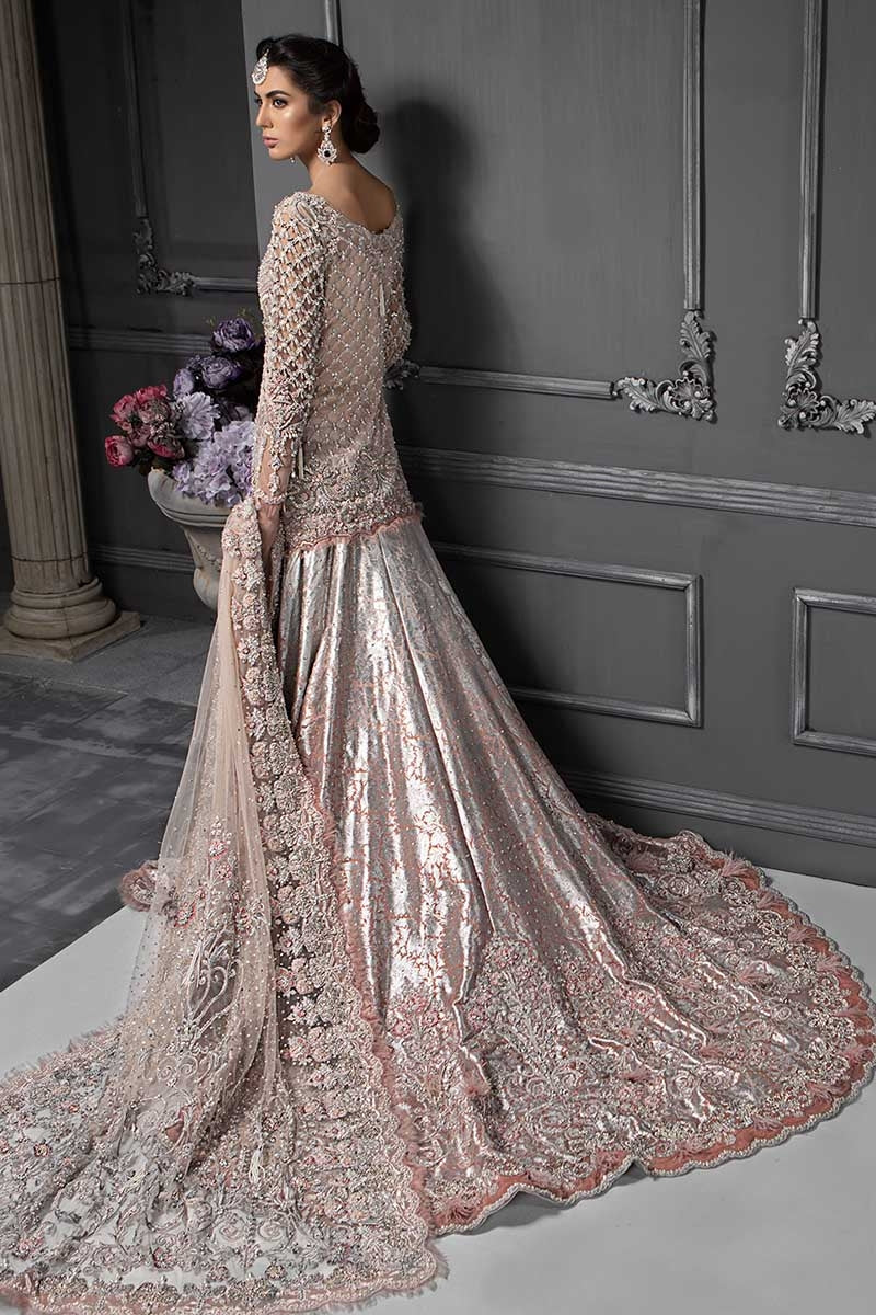 Powder Pink Embellished Organza & Jamawar Bridal Lehenga (3-Piece) - Image 2