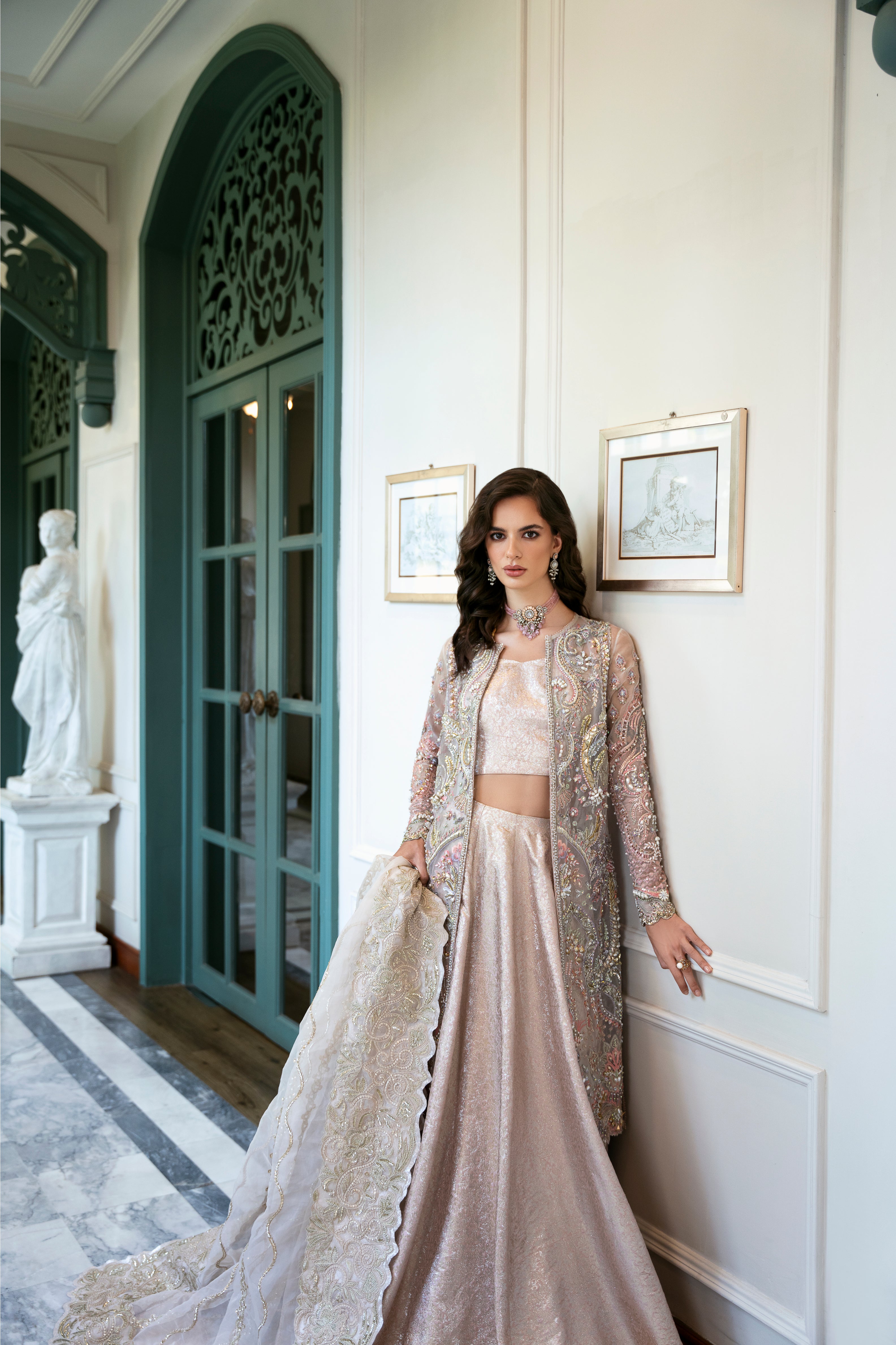 Blush Rose Embellished Organza & Jamawar Lehenga (3-Piece) - Image 7