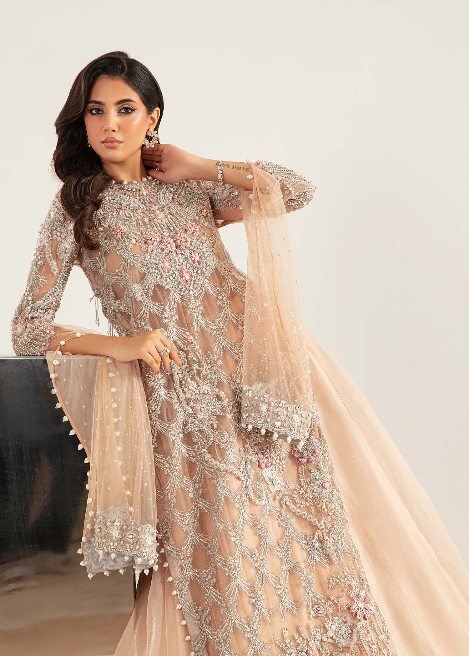 Pakistani Powder Pink Embellished Net & Organza Lehenga (3-Piece) - Image 7