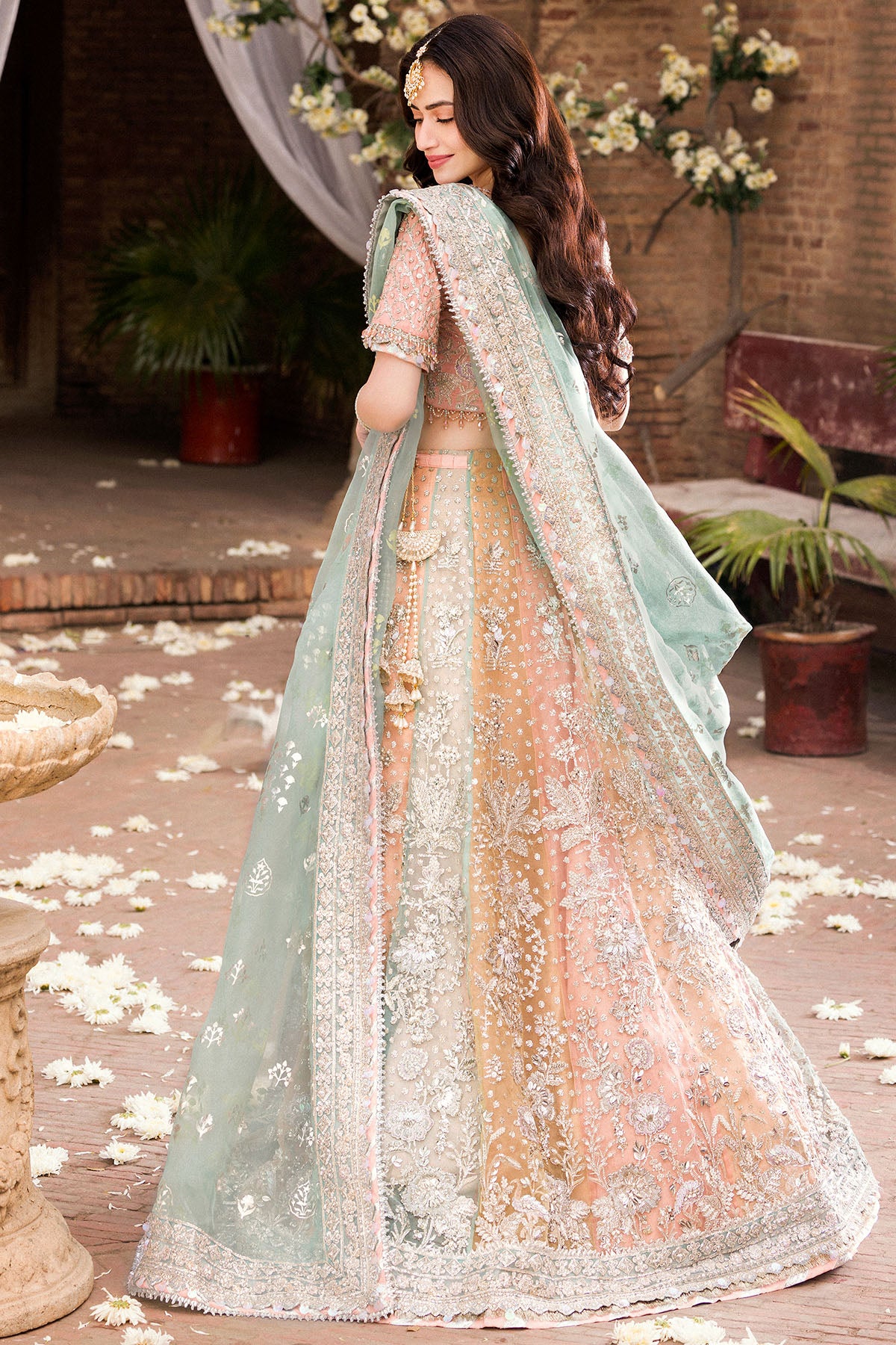 Pakistani Pale Pink Embellished Organza Lehenga Set (3-Piece) - Image 6