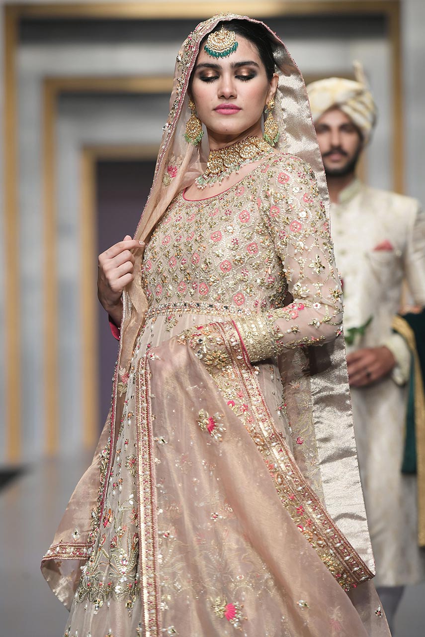 Nude Pink Embroidered Organza Kalidar Lehenga (3-Piece) - Image 3