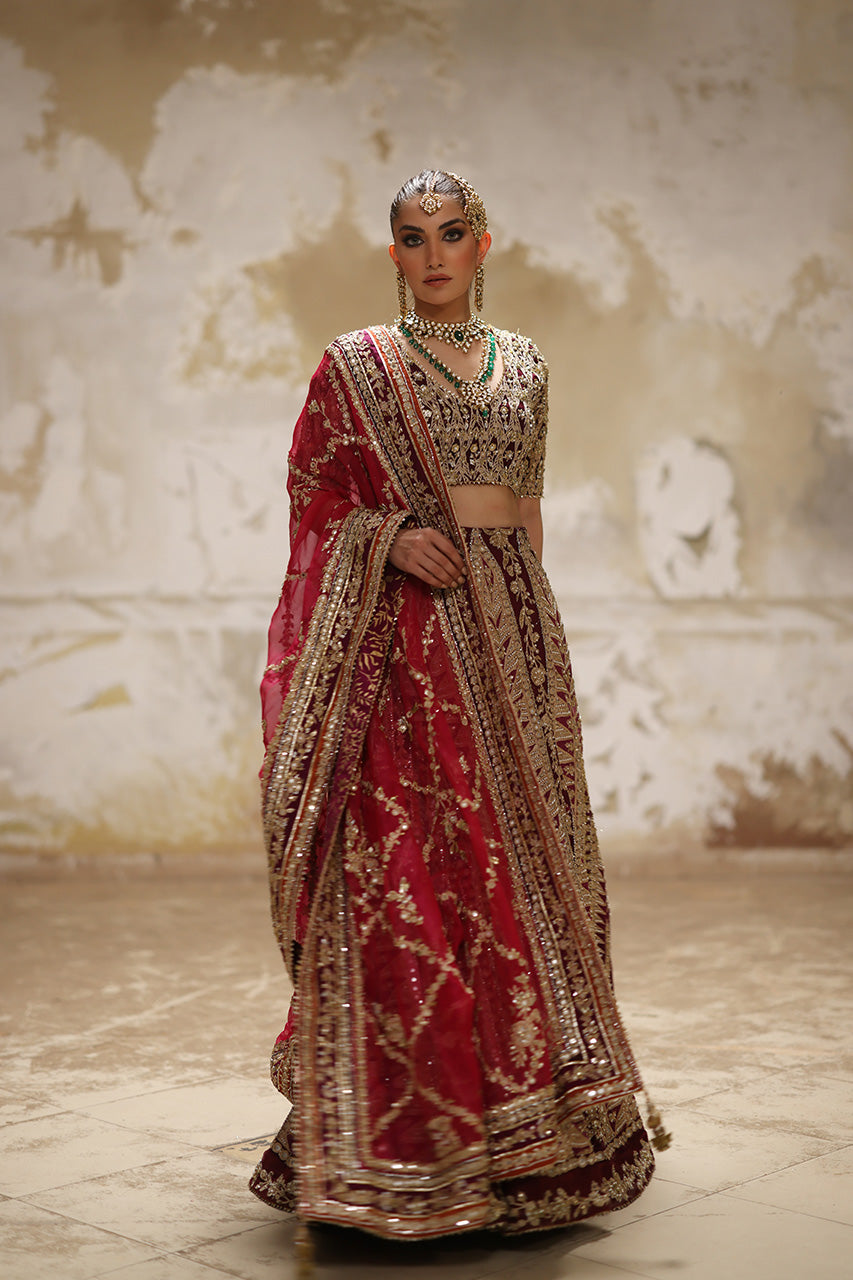 Magenta Zardozi Organza Lehenga Choli (3-Piece) - Image 4