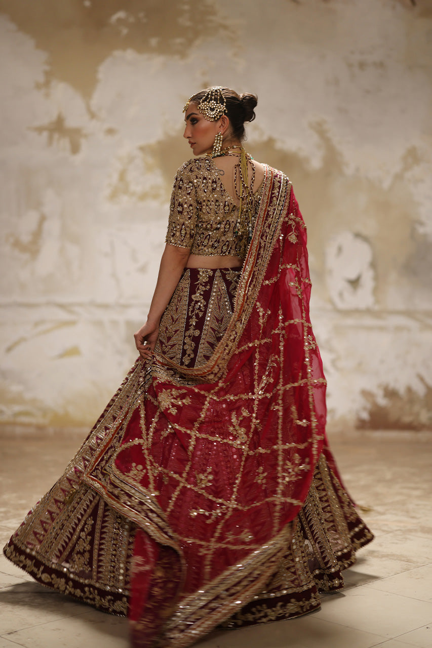 Magenta Zardozi Organza Lehenga Choli (3-Piece) - Image 5