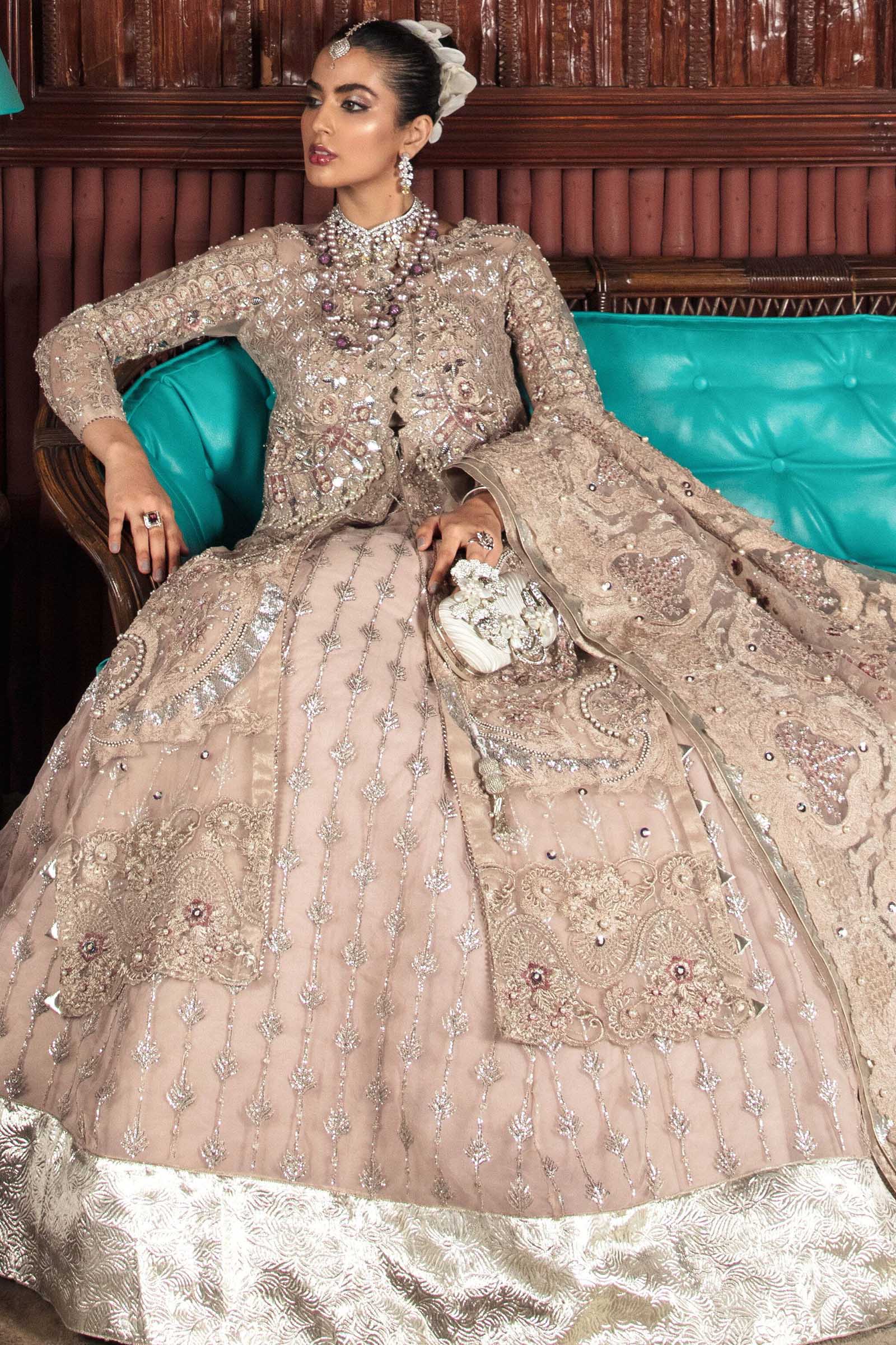 Pakistani Powder Pink 3D Embroidered Semi-Organza Lehnga (3-Piece) - Image 3