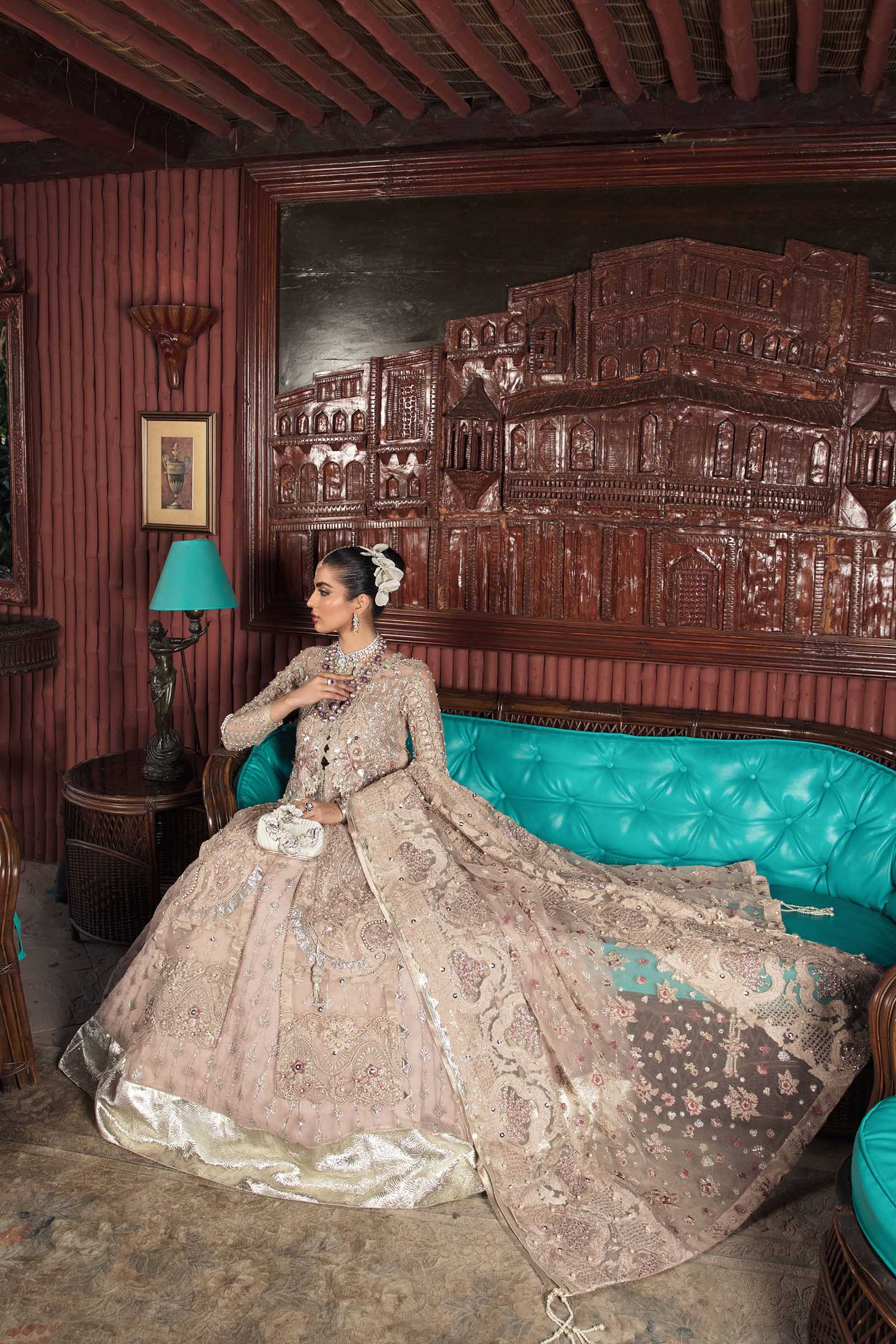 Pakistani Powder Pink 3D Embroidered Semi-Organza Lehnga (3-Piece) - Image 9